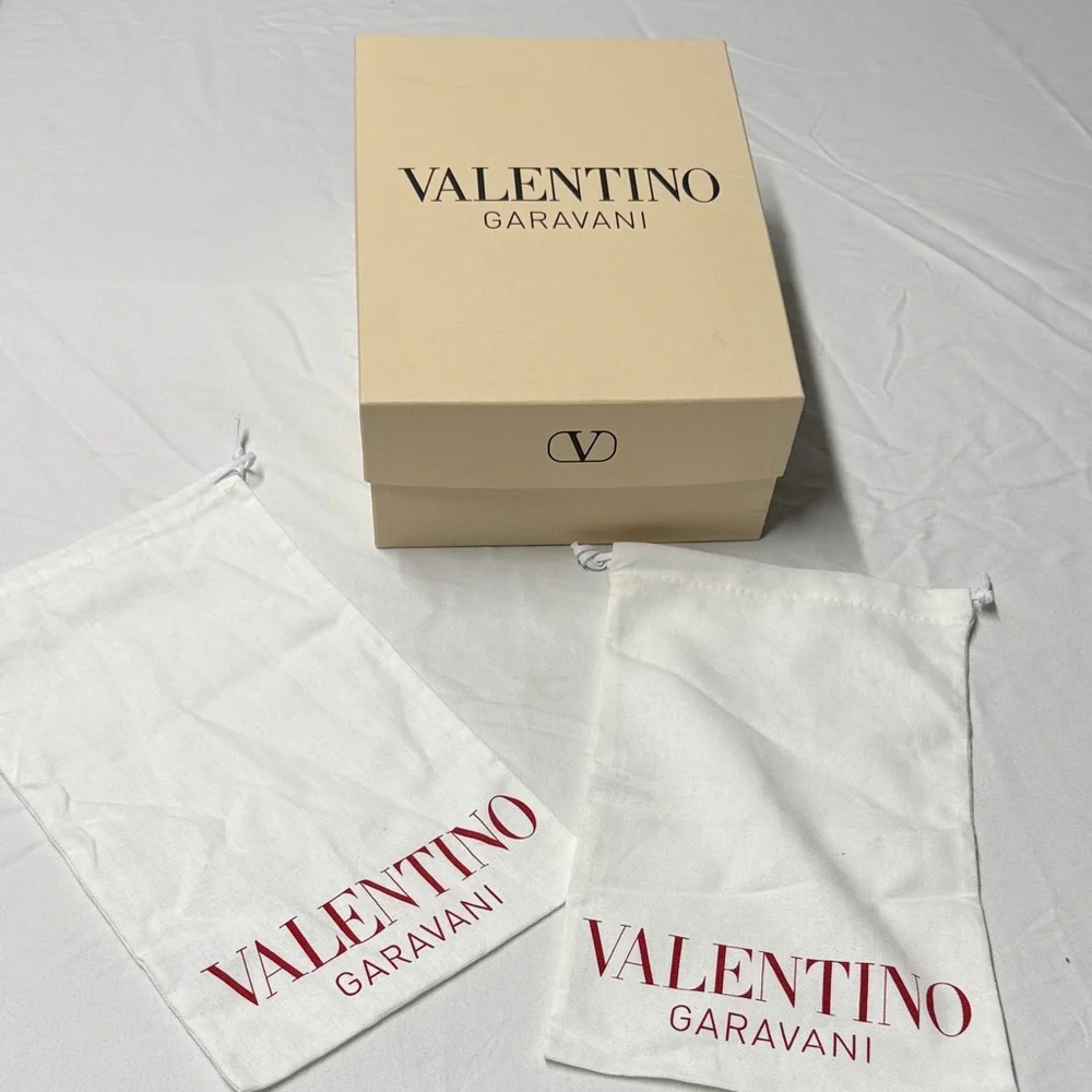 Valentino Cream Logo Gift Box with Black Lettering 9x12x4.5 w 2 dust covers